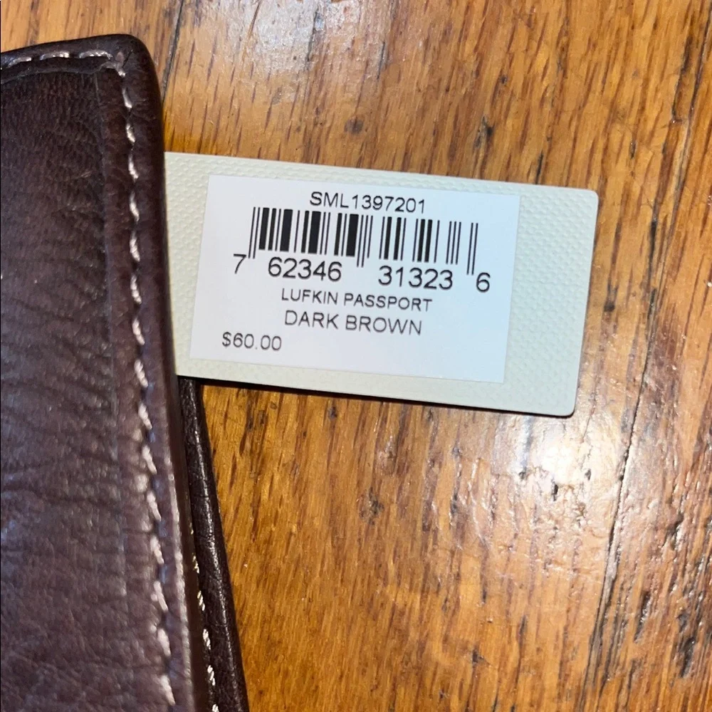 NWT Fossil Lufkin Dark Brown Soft Leather Passport Card Holder Wallet - Picture 3 of 16